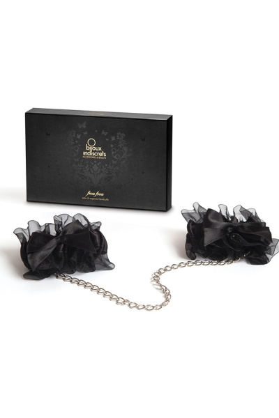 Bijoux indiscrets - frou frou organza handboeien